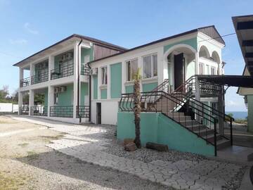 Фотографии Гостевой дом Guest house on Gagarina 10 г. Новый Афон (Абхазия) №1 Фото Гостевой дом Guest house on Gagarina 10 г. Новый Афон 1