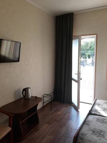 Фото номера Трехместный номер Гостевой дом Guest House Amra г. Новый Афон 6