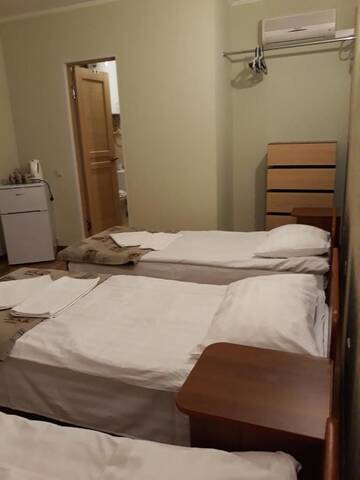 Фото номера Трехместный номер Гостевой дом Guest House Amra г. Новый Афон 8