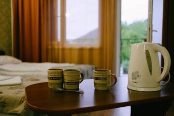Фото номера Трехместный номер Гостевой дом Guest House Amra г. Новый Афон 5