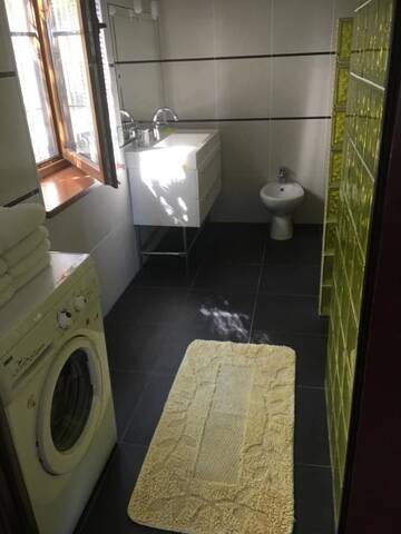 Фото номера Апартаменты с 3 спальнями Гостевой дом Svetlana Guest House г. Новый Афон 10