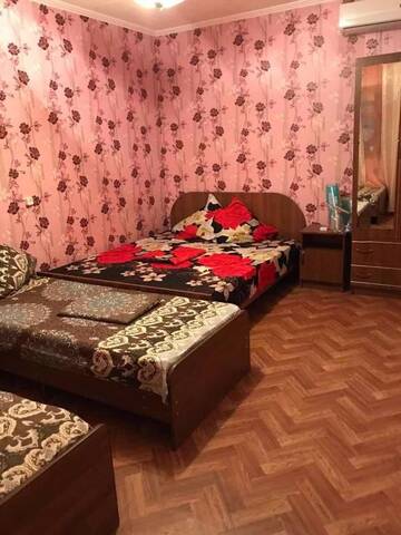Фото номера Трехместный номер с общей ванной комнатой Гостевой дом Гостевой дом на Топчян 5 г. Новый Афон 83
