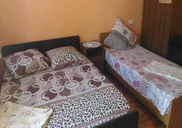 Фото номера Роскошный трехместный номер Гостевой дом Guest House U Aidy г. Новый Афон 4