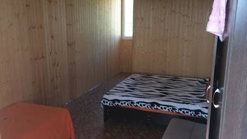 Фото номера Трехместный номер «Комфорт» с душем Гостевой дом Guest house on Gagarina 10 г. Новый Афон 3