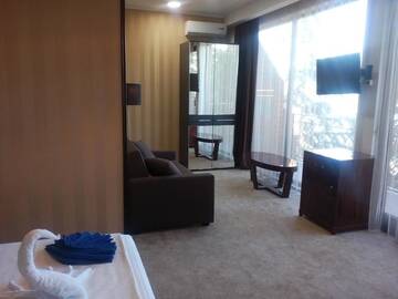 Фото номера Полулюкс с видом на море Отель Afon Resort Hotel г. Новый Афон 4