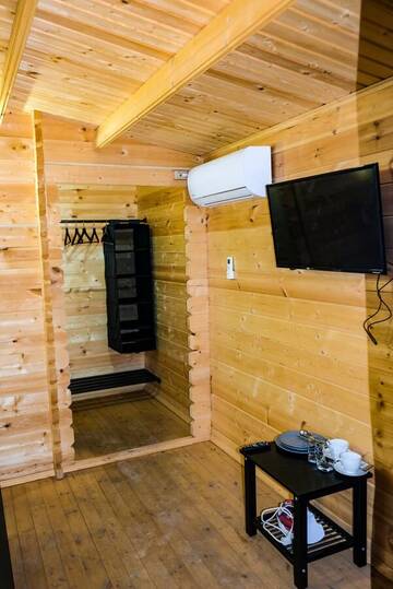 Фото номера Коттедж с 1 спальней и террасой Отель Park Hotel U Monastirya г. Новый Афон 6