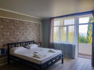 Фото номера Двухместный номер с 1 кроватью и балконом, вид на море Отель Park Hotel U Monastirya г. Новый Афон 6