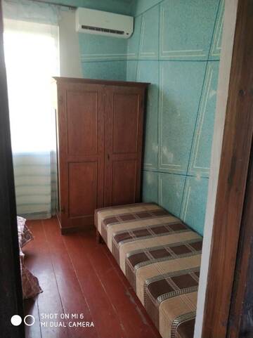 Фото номера Бюджетный трехместный номер Гостевой дом Solomon Guesthouse г. Новый Афон 12