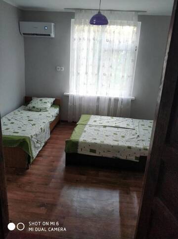 Фото номера Бюджетный трехместный номер Гостевой дом Solomon Guesthouse г. Новый Афон 11