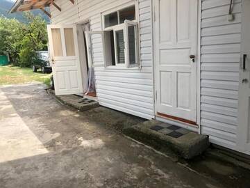 Фото номера Трехместный номер «Комфорт» Гостевой дом Alie Parusa GuestHouse г. Новый Афон 22