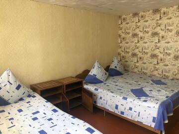 Фото номера Трехместный номер «Комфорт» Гостевой дом Alie Parusa GuestHouse г. Новый Афон 27
