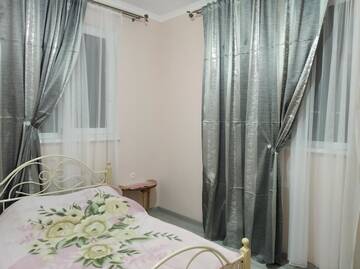 Фото номера Стандартный двухместный номер с 1 кроватью Мини-отель Inzhir Guest house г. Новый Афон 4